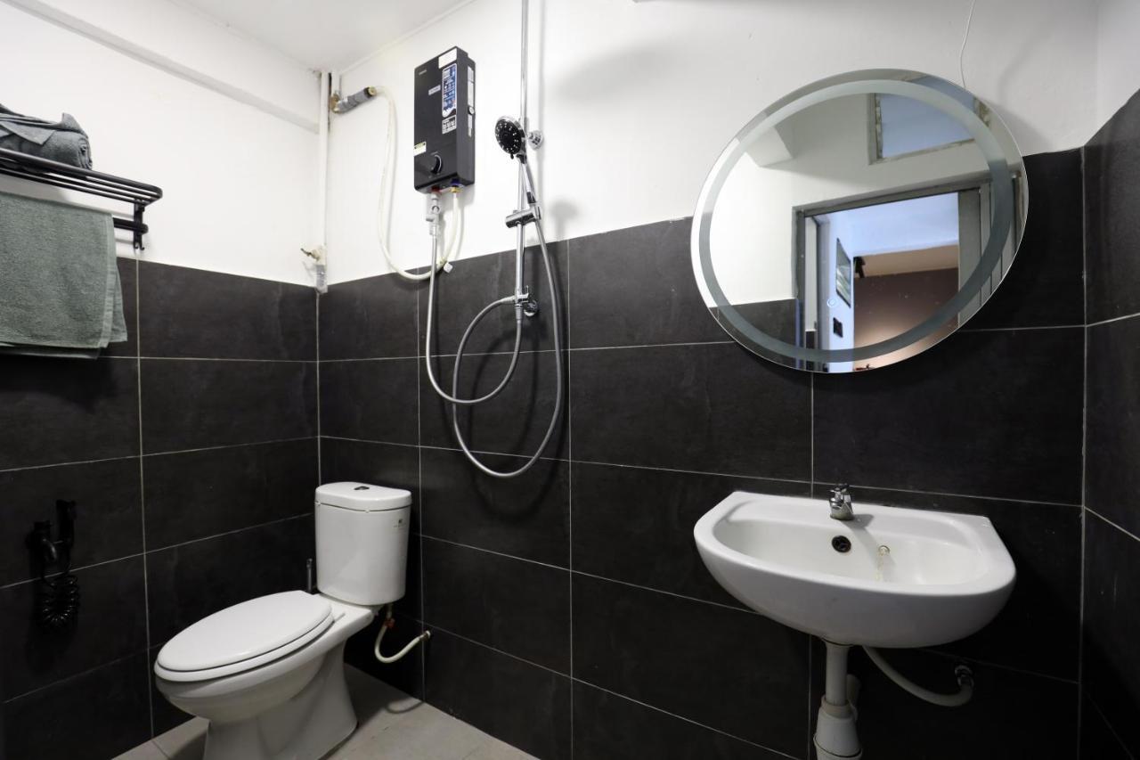 Cozy Homestay With Karaoke System & Pool Table Κουάλα Λουμπούρ Εξωτερικό φωτογραφία