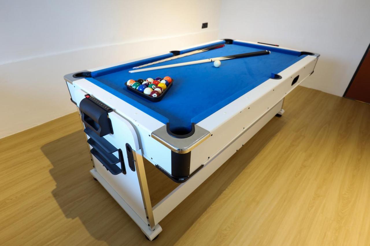 Cozy Homestay With Karaoke System & Pool Table Κουάλα Λουμπούρ Εξωτερικό φωτογραφία